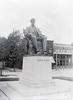 The Lincoln statue at Hodgenville, KY