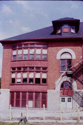 Elm Place School