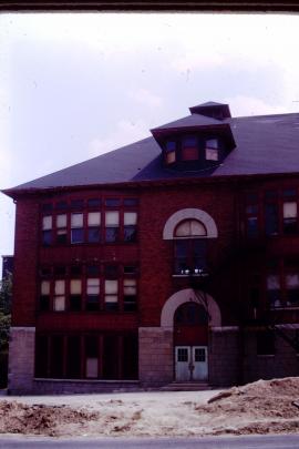 Elm Place School