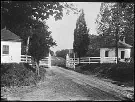 West gate, Mt. Vernon