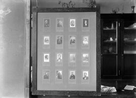 Neg no. 180 : Lincolniana ; Small portraits of Lincoln in swinging frames