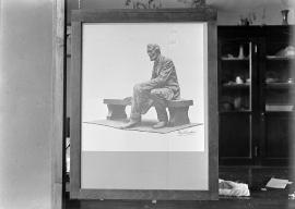 Neg no. 155 : Lincolniana ; Borglum's Lincoln swinging frame